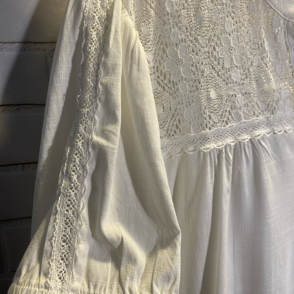 Torrid new size 3X off white top - Picture 4 of 4